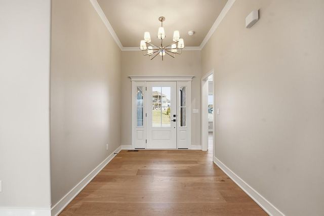 4300 NE Hideaway Drive, Lee's Summit, MO 64064