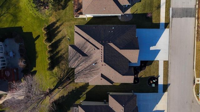 4300 NE Hideaway Drive, Lee's Summit, MO 64064