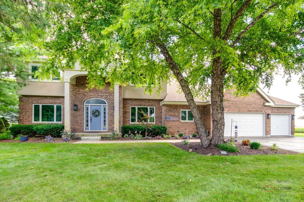 Image 2 of property listing at 3313 Ridge Road, Spring Grove, IL 60081