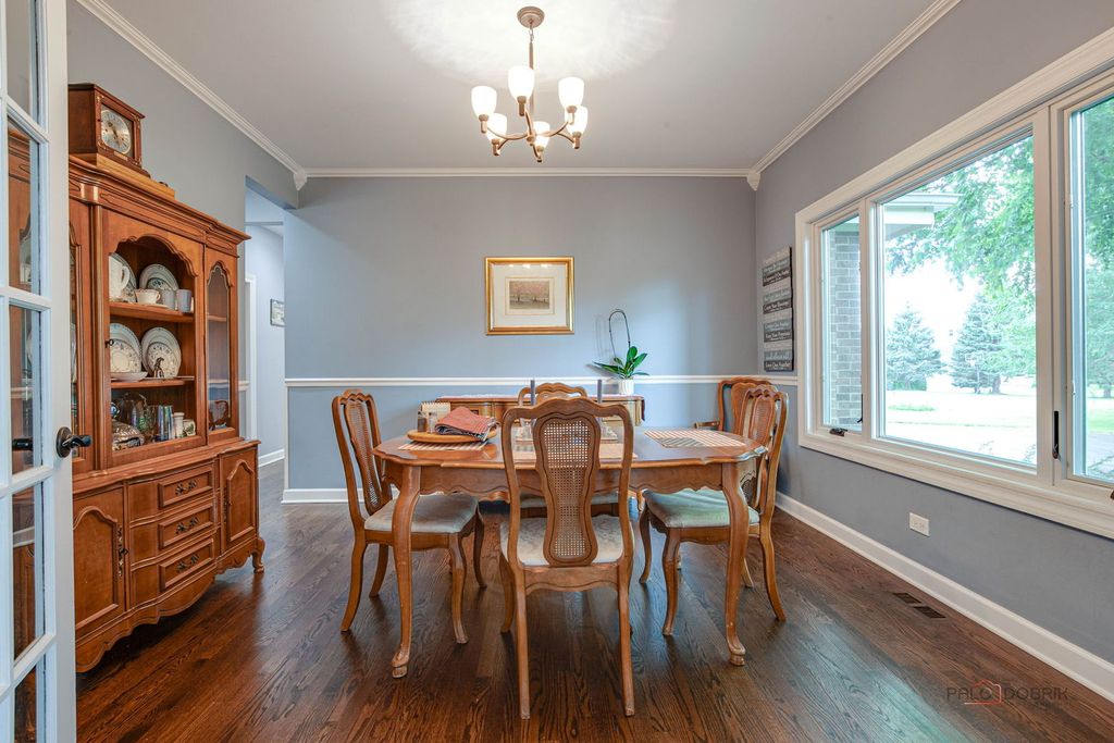 Image 18 of property listing at 3313 Ridge Road, Spring Grove, IL 60081