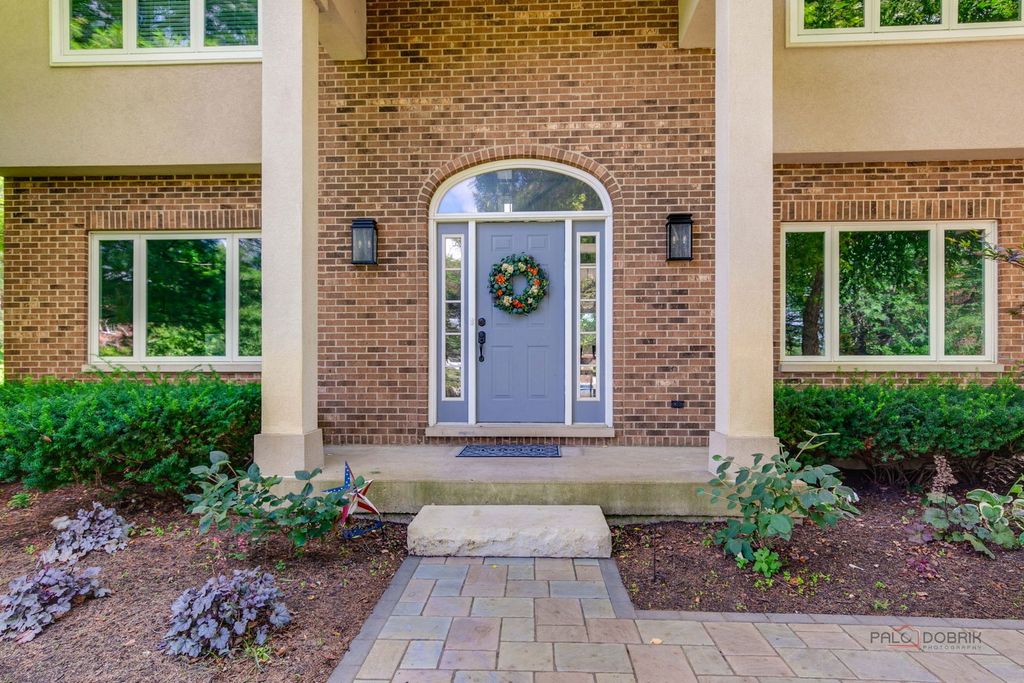 Image 3 of property listing at 3313 Ridge Road, Spring Grove, IL 60081