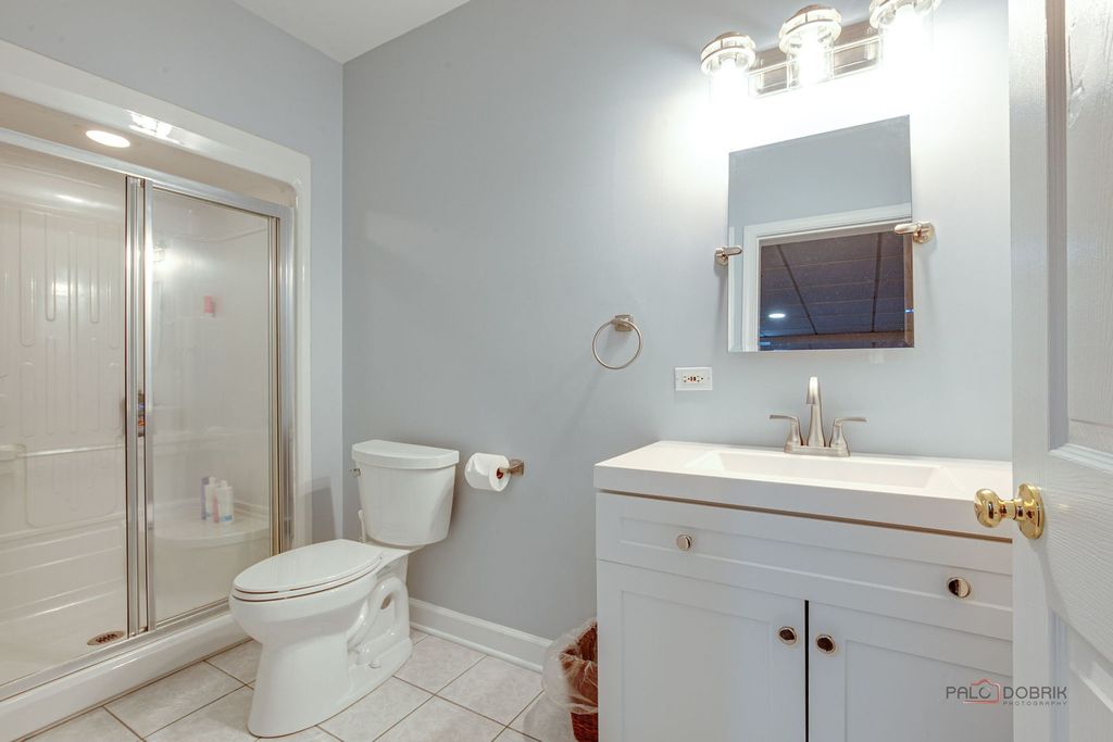 Image 40 of property listing at 3313 Ridge Road, Spring Grove, IL 60081
