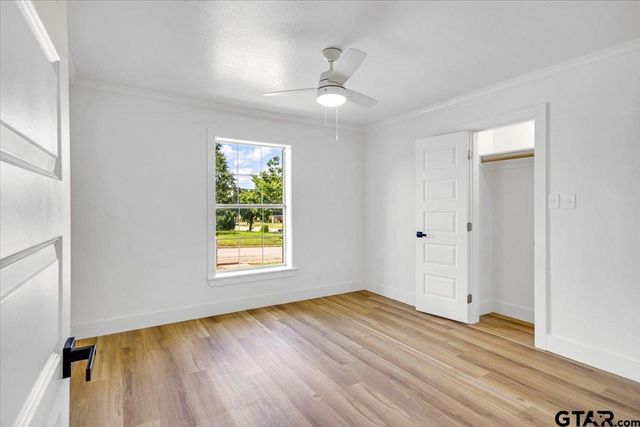 1513 E Lawrence St, Tyler, TX 75702