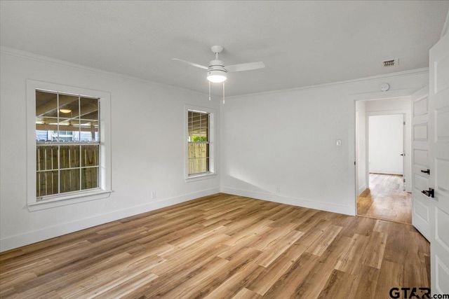 1513 E Lawrence St, Tyler, TX 75702