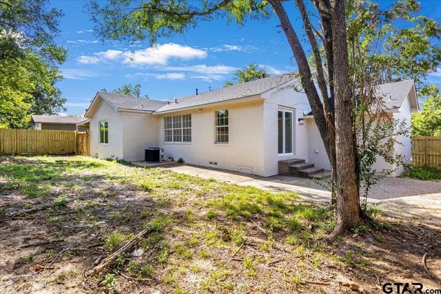 1513 E Lawrence St, Tyler, TX 75702