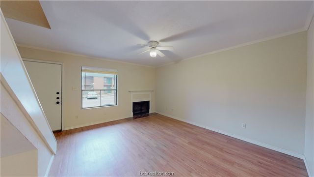 904 University Oaks Boulevard 80, College Station, TX 77840