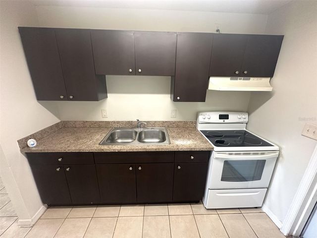 9601 N 10TH STREET A, Tampa, FL 33612