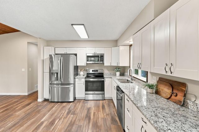 16980 Blind Lake Trail SE, Prior Lake, MN 55372