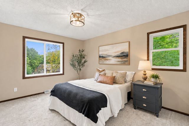 16980 Blind Lake Trail SE, Prior Lake, MN 55372