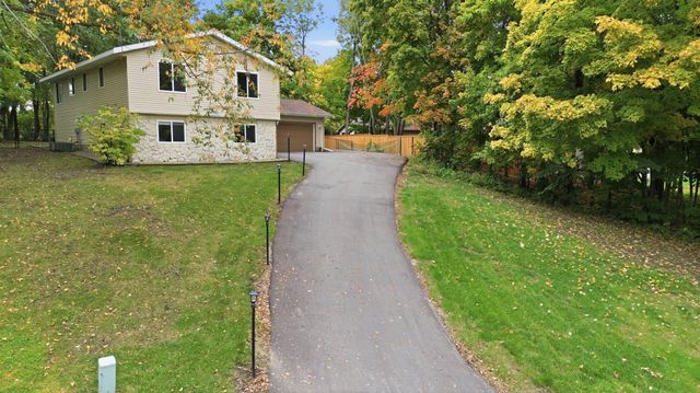 16980 Blind Lake Trail SE, Prior Lake, MN 55372