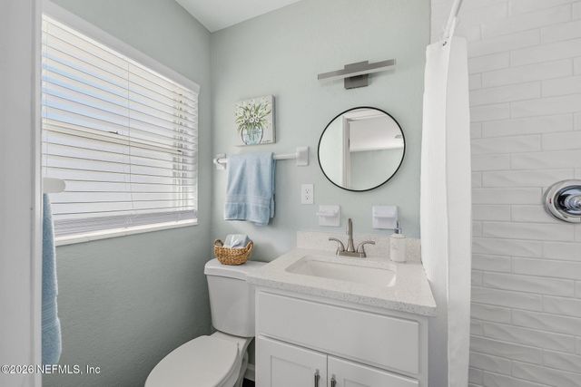 3268 E VICTORIA Court, Jacksonville, FL 32216