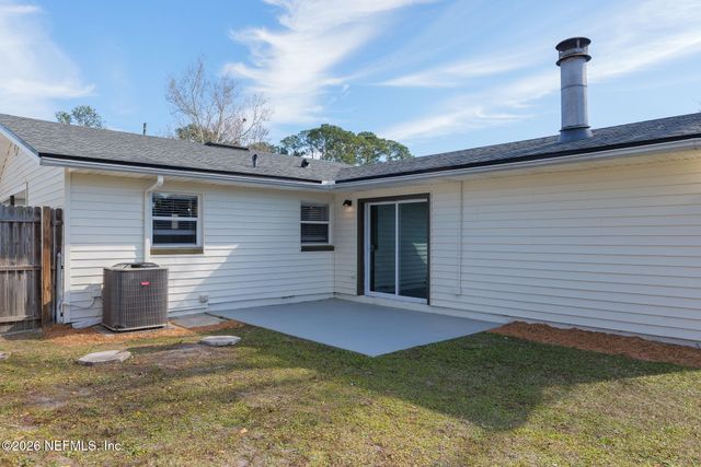 3268 E VICTORIA Court, Jacksonville, FL 32216