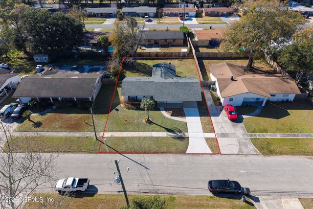 3268 E VICTORIA Court, Jacksonville, FL 32216