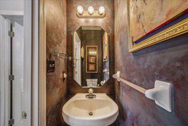 7439 MACON RD, Cordova, TN 38018