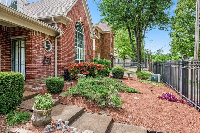 7439 MACON RD, Cordova, TN 38018