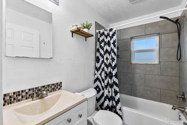 101 3rd Street, Valley View, TX 76272