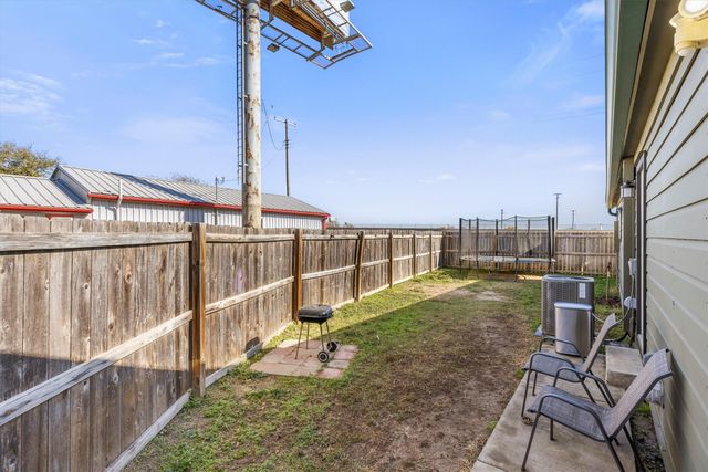 101 3rd Street, Valley View, TX 76272