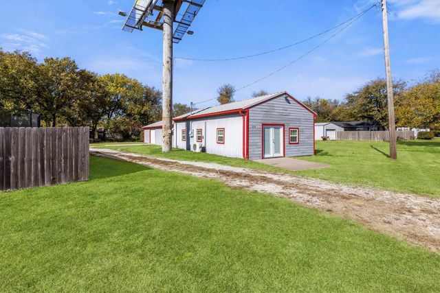 101 3rd Street, Valley View, TX 76272