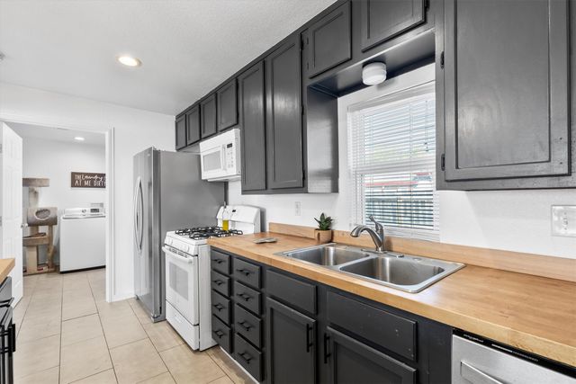 101 3rd Street, Valley View, TX 76272