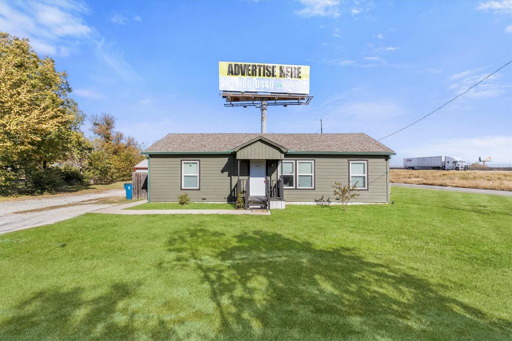 101 3rd Street, Valley View, TX 76272