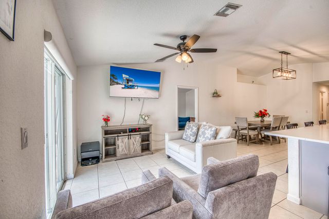 6036 Azalea Circle, West Palm Beach, FL 33415