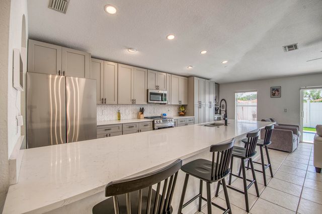 6036 Azalea Circle, West Palm Beach, FL 33415