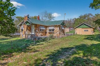 2463 W Farm Road 76, Springfield, MO 65803