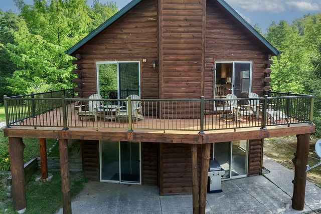 6645 Foote Trail, Fennville, MI 49408