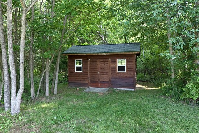 6645 Foote Trail, Fennville, MI 49408