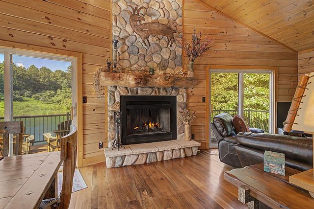 6645 Foote Trail, Fennville, MI 49408