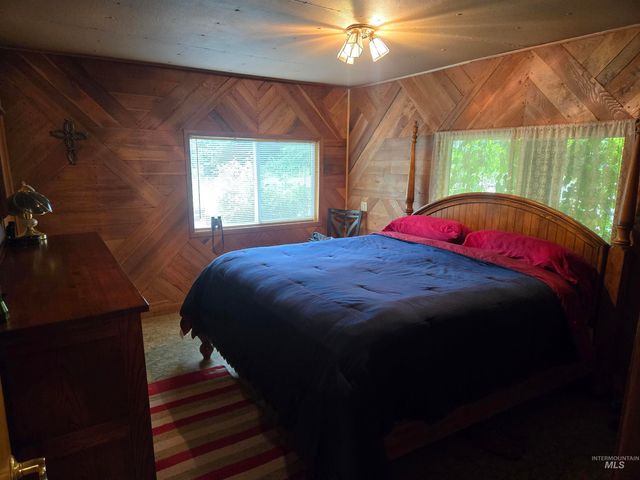 22848 Hwy 11, Weippe, ID 83553