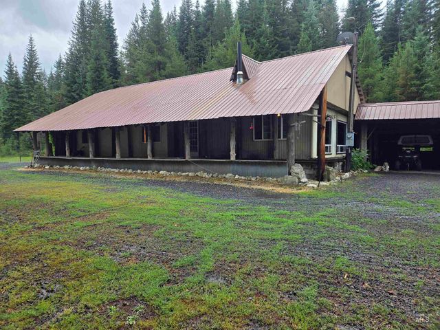 22848 Hwy 11, Weippe, ID 83553