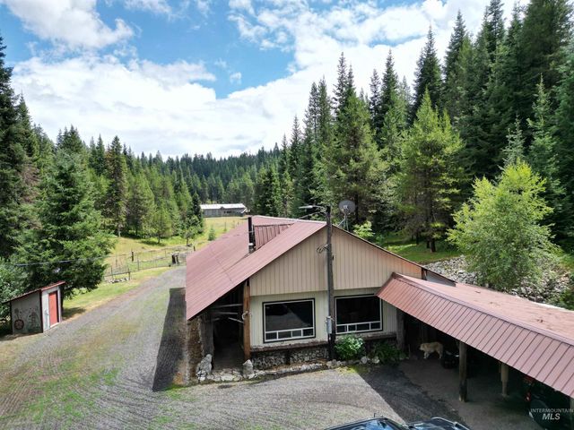 22848 Hwy 11, Weippe, ID 83553
