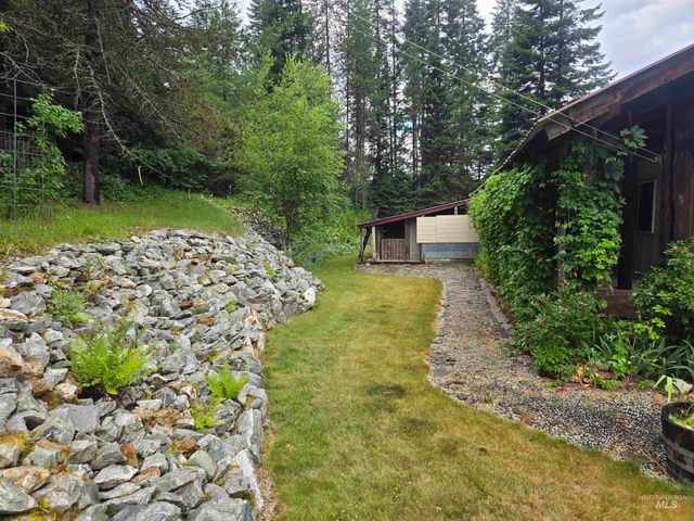 22848 Hwy 11, Weippe, ID 83553