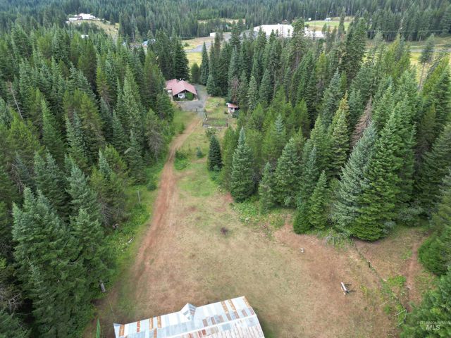 22848 Hwy 11, Weippe, ID 83553