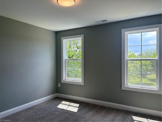 7376 Ridge Road, Winston-salem, NC 27107