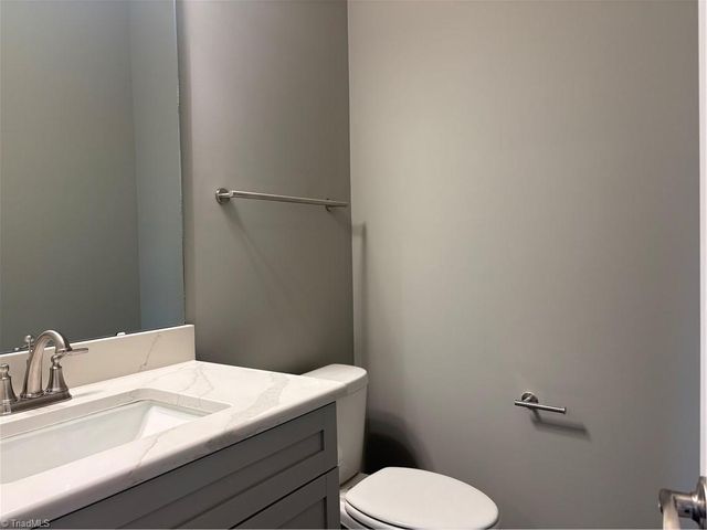 7376 Ridge Road, Winston-salem, NC 27107