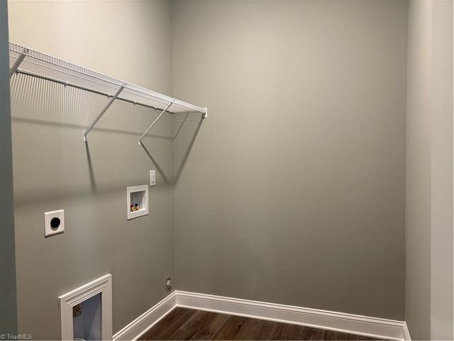 7376 Ridge Road, Winston-salem, NC 27107