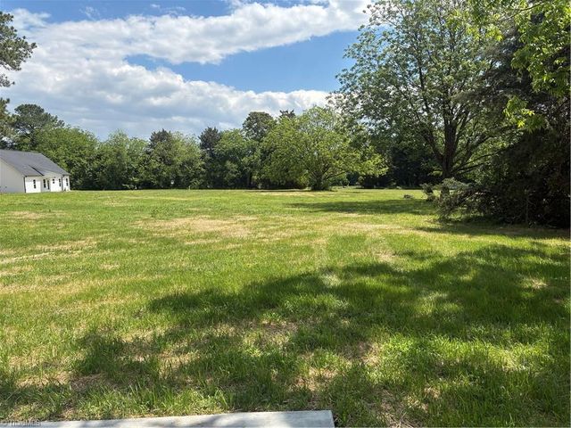 7376 Ridge Road, Winston-salem, NC 27107