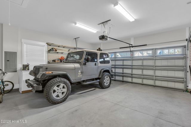 452 Beaumont Oaks Drive, Wilmington, NC 28411