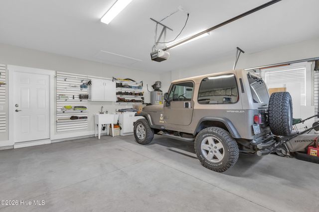 452 Beaumont Oaks Drive, Wilmington, NC 28411