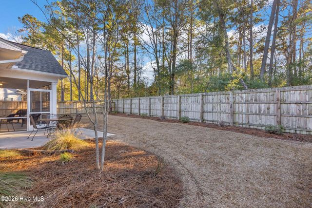 452 Beaumont Oaks Drive, Wilmington, NC 28411