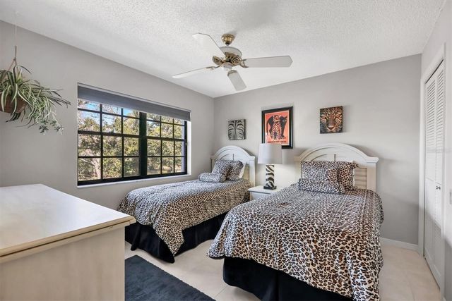 7608 FAIRWAY WOODS DRIVE 206, Sarasota, FL 34238