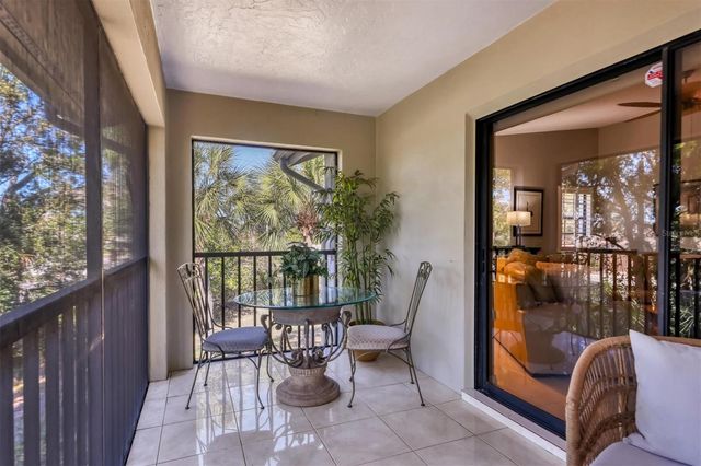 7608 FAIRWAY WOODS DRIVE 206, Sarasota, FL 34238