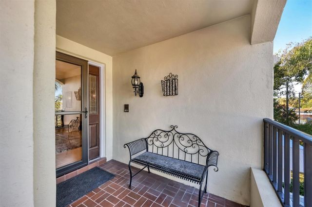 7608 FAIRWAY WOODS DRIVE 206, Sarasota, FL 34238