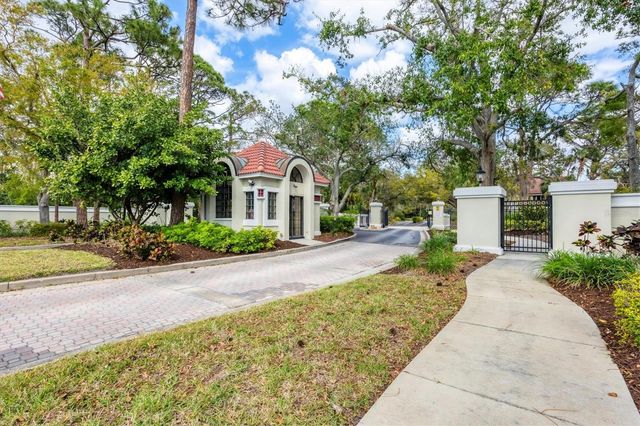 7608 FAIRWAY WOODS DRIVE 206, Sarasota, FL 34238