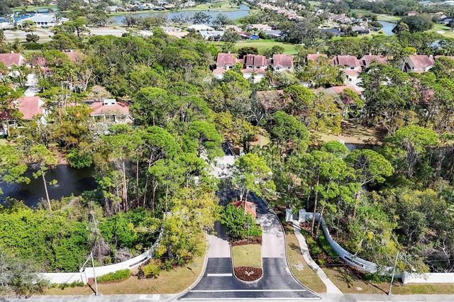 7608 FAIRWAY WOODS DRIVE 206, Sarasota, FL 34238