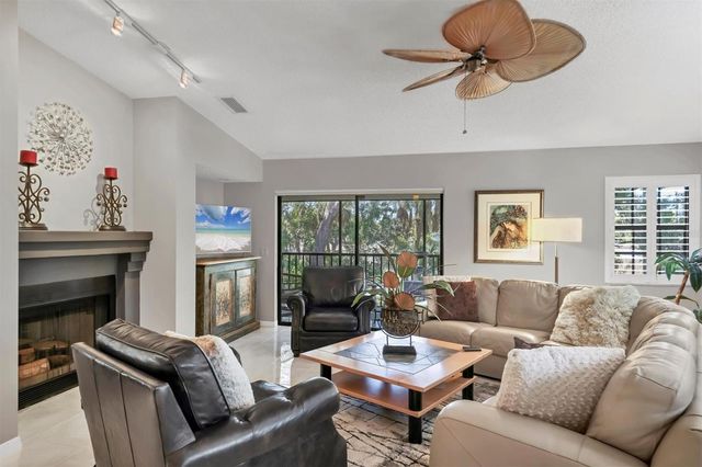 7608 FAIRWAY WOODS DRIVE 206, Sarasota, FL 34238