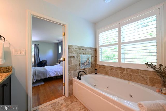 10211 BROOKMOOR DR, Silver Spring, MD 20901