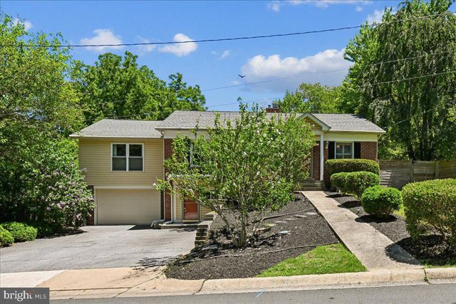 10211 BROOKMOOR DR, Silver Spring, MD 20901